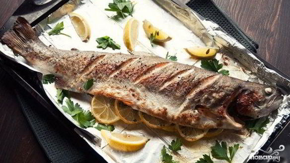 Рецепт Горбуши, запеченной целиком