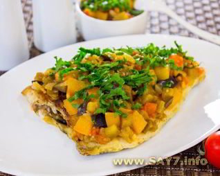 Камбала под овощами