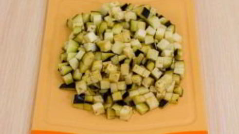 камбала под овощами