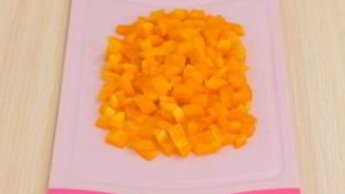 камбала под овощами