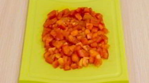 камбала под овощами