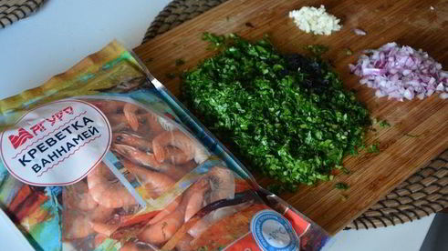 креветки с соусом чимичурри