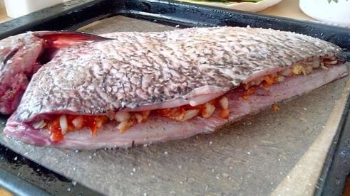лещ запеченный в духовке