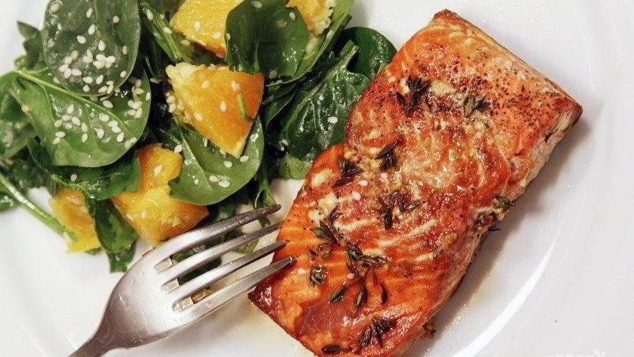 Рецепт лосося со шпинатом под соусом терияки