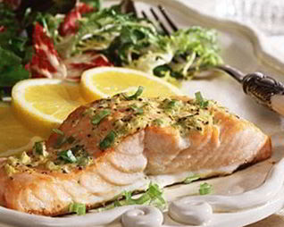 Лосось, запеченный в сливках