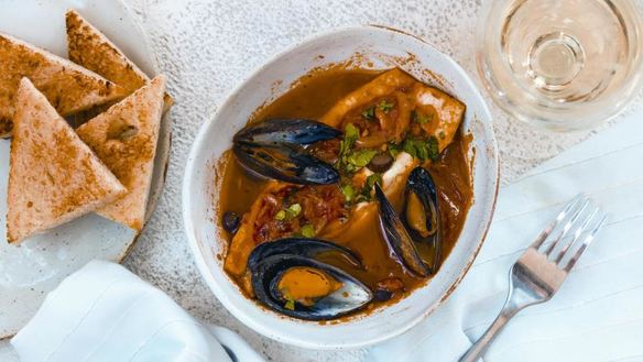 Рецепт Окуня с мидиями по-провански