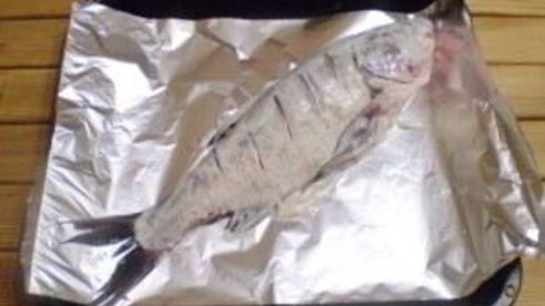 рыба в духовке со сметаной