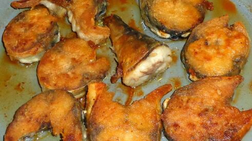 скумбрия на сковороде жареная быстро и вкусно