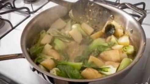 треска, тушенная в молоке