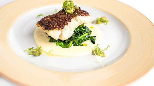 Рецепт Трески в грибной пыли с молодым шпинатом