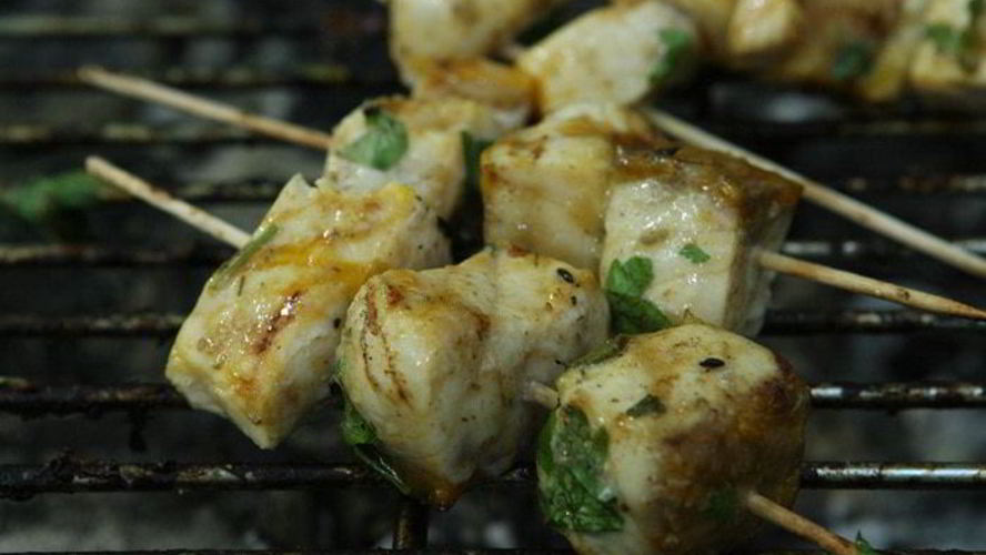 Рецепт шашлычков из белой рыбы