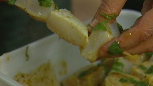 шашлычки из белой рыбы