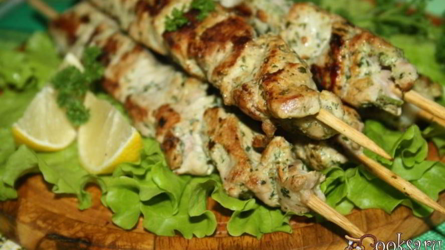Рецепт шашлычков из свиной вырезки в йогуртово-лимонном маринаде