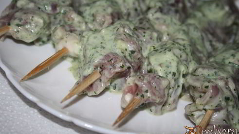 шашлычки из свиной вырезки в йогуртово-лимонном маринаде