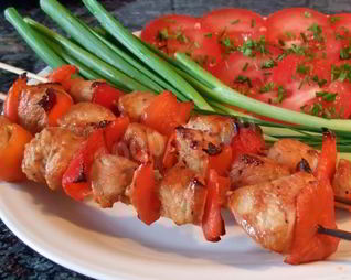 Шашлык из индейки в кефирном маринаде