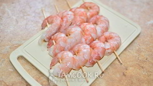 шашлык из креветок