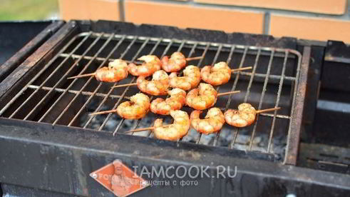 шашлык из креветок