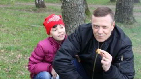 шашлык из куриного филе, маринованного в сыворотке