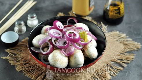 шашлык из шампиньонов в духовке