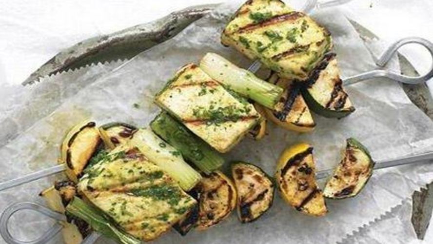 Рецепт шашлыка из тофу с соусом из чили халапеньо