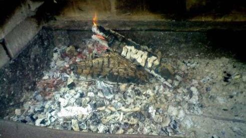 шашлык кабанья нога в углях