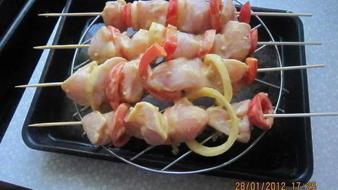 шашлык на шпажках в духовке