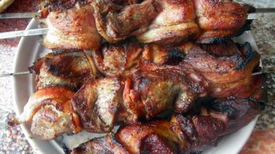 Рецепт шашлыка в беконе