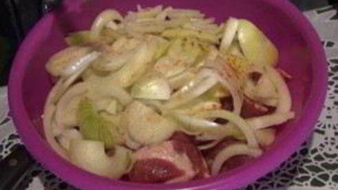 шашлык, замаринованный на вине