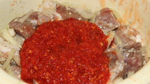 свиные шашлычки с копченой грудинкой