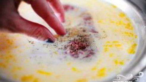 куриный стейк с соусом