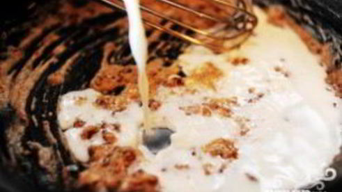 куриный стейк с соусом