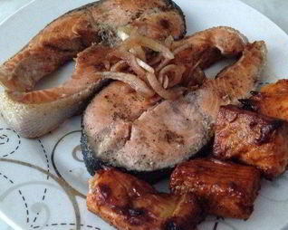 Рыбные стейки и шашлык из семги