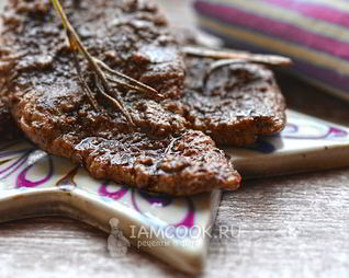 Стейк из говядины на сковороде