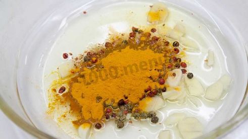 стейк из говядины с абрикосовыми дольками