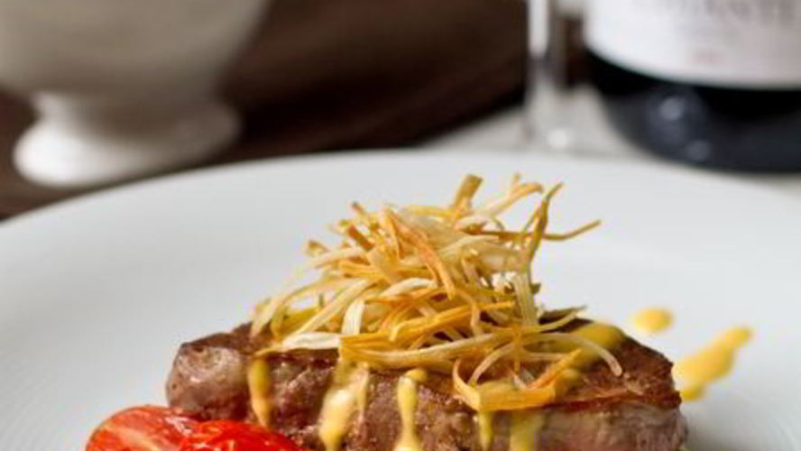 Рецепт стейка из говядины с тыквенным соусом и пюре из брокколи