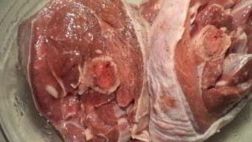 стейк из индейки с косточкой