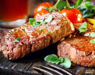 Стейк из свинины на гриле