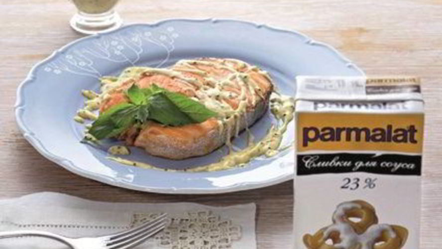 Рецепт стейка лосося на гриле со сливочно-горчичным соусом