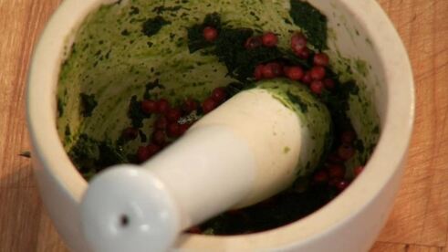 стейк с крабовым мясом и чесночным пюре