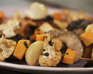 Стейки из щуки с запеченными овощами