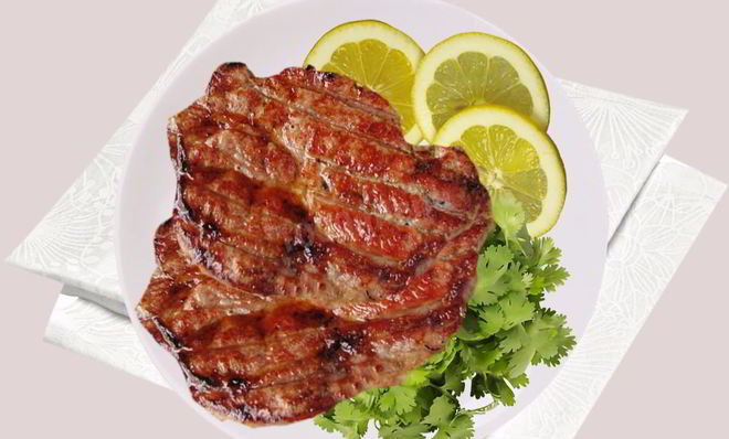 Свиной стейк в маринаде из кефира