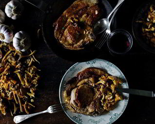 Телячий стейк с лисичками