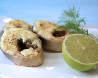 Запеченные стейки горбуши