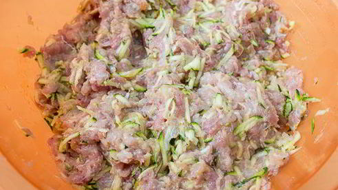 кабачковые тефтели в томатном соусе