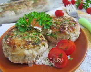 Куриные тефтели с цукини и рисом