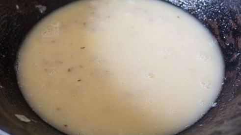 нежные тефтели в грибном соусе