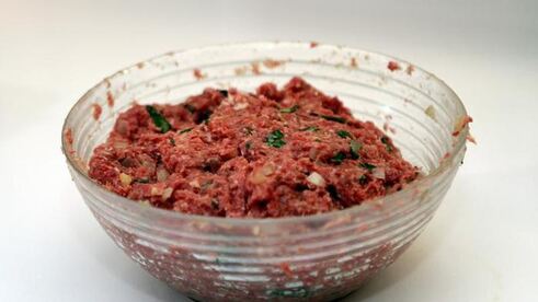 паста феттуччине с нежными итальянскими тефтельками