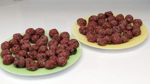 паста феттуччине с нежными итальянскими тефтельками