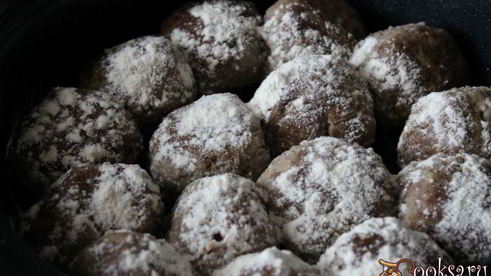 тефтели из говядины с рисом в соусе из овощного сока