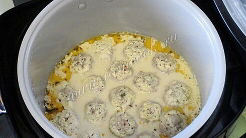 тефтели с подливкой в мультиварке